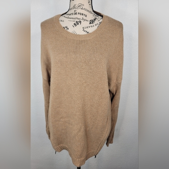 Bcbgmaxazria Tunic Sweater Top Large Side Zipper Long Sleeve Tan - Picture 1 of 9